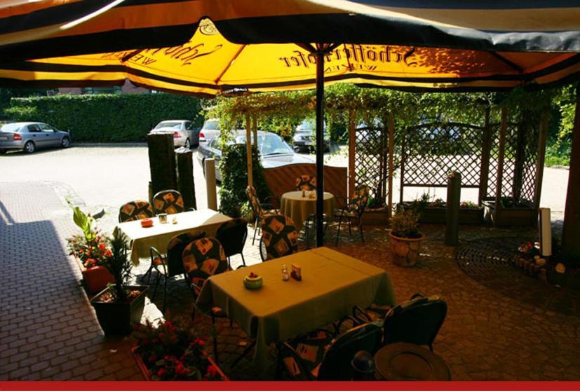 Hotel&Restaurant Zur Linde Spergau Exterior foto